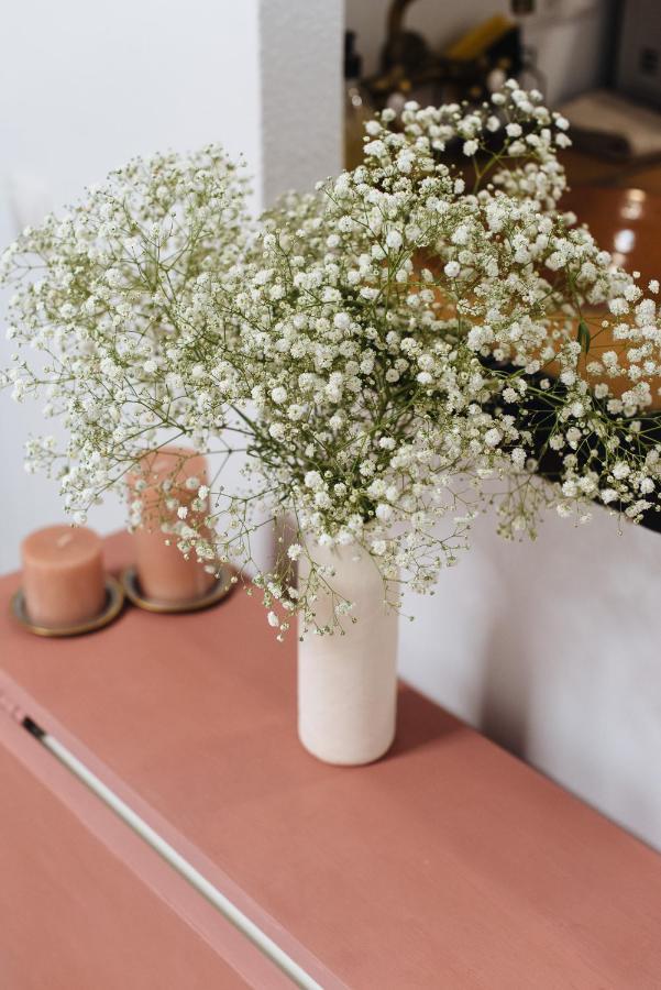 Aitana'S Retreat With Charming Garden Apartamento Sevilha Exterior foto